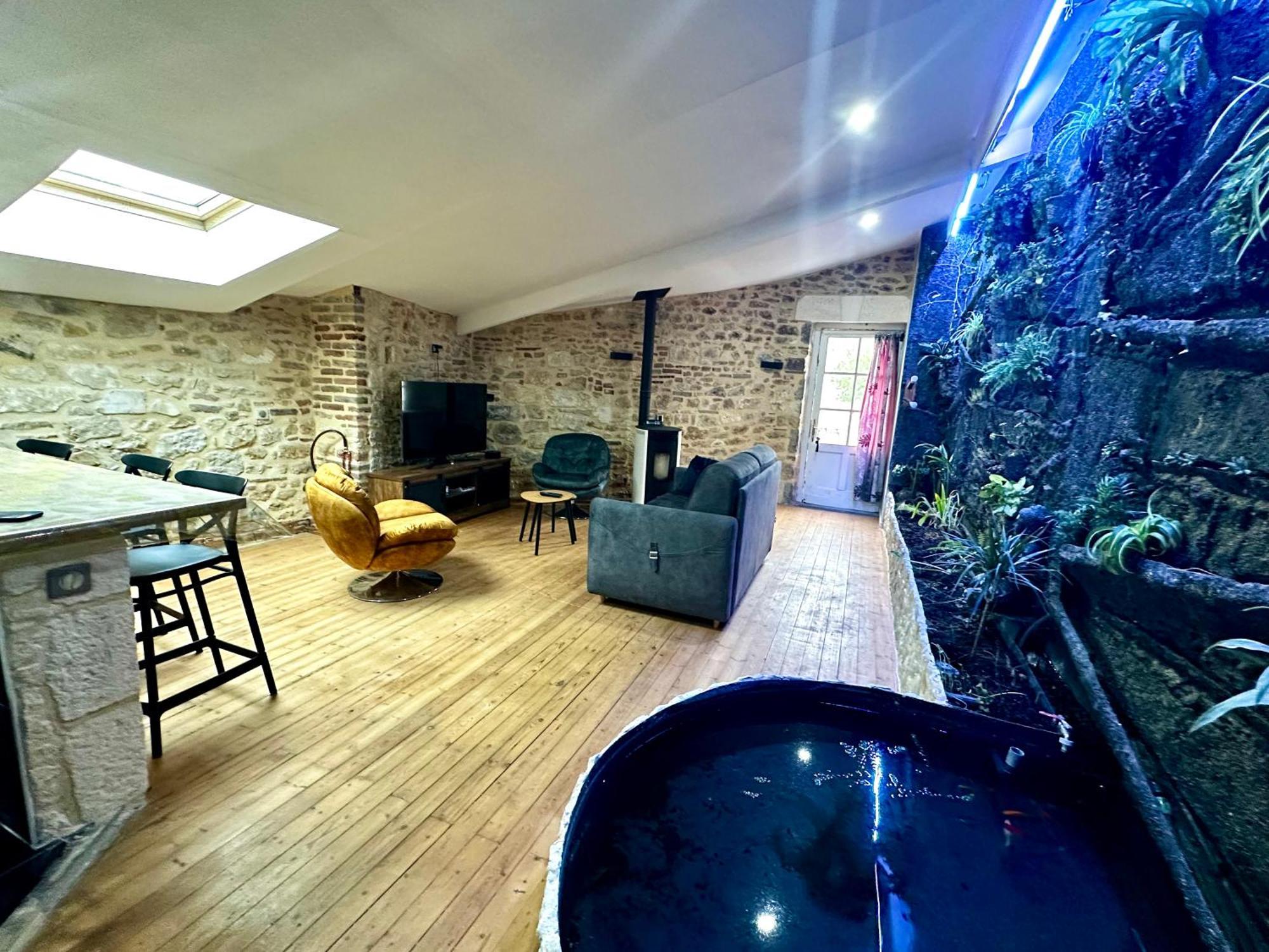 Jungle Gite Fumel Dış mekan fotoğraf